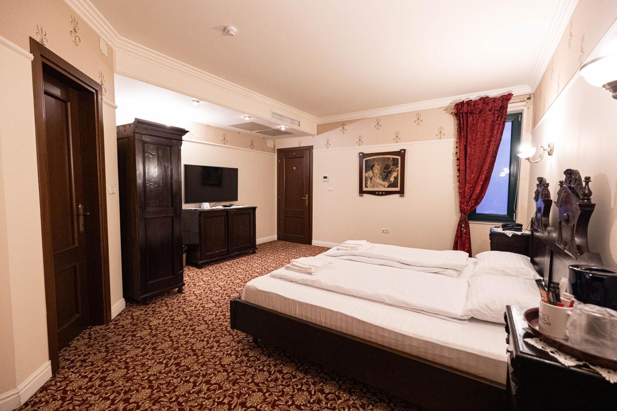 Casa Del Sole Boutique Hotel Timisoara Bagian luar foto