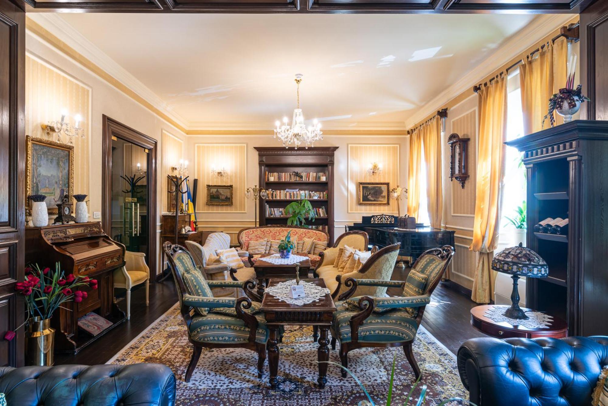Casa Del Sole Boutique Hotel Timisoara Bagian luar foto